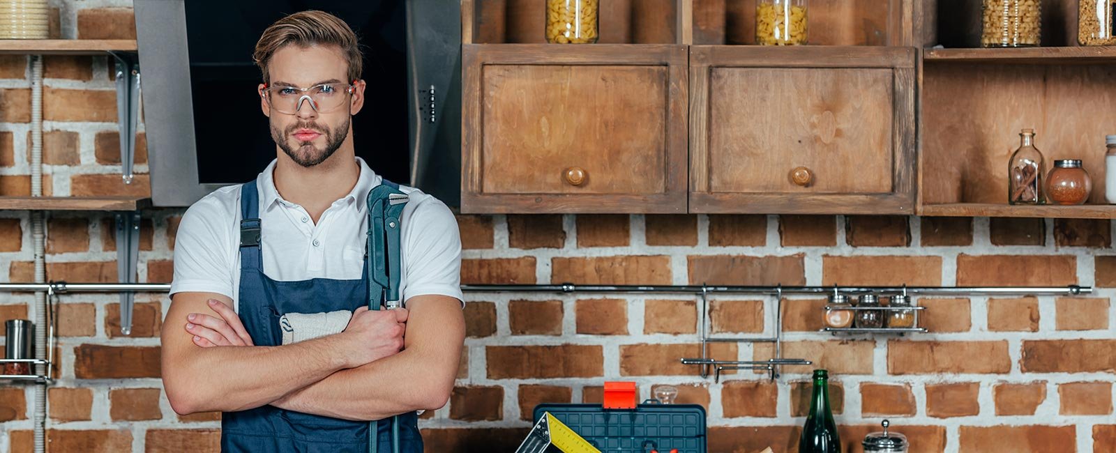 10 Essential Handyman Tools Every Homeowner Should Have